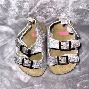 NWOT Carter’s Silver Glitter Sandals 3-6 m